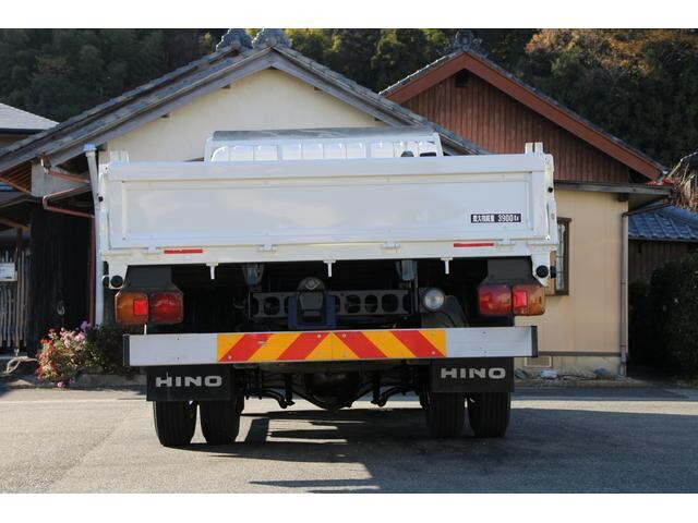 日野レンジャー平ボディ中型（4t）[写真07]