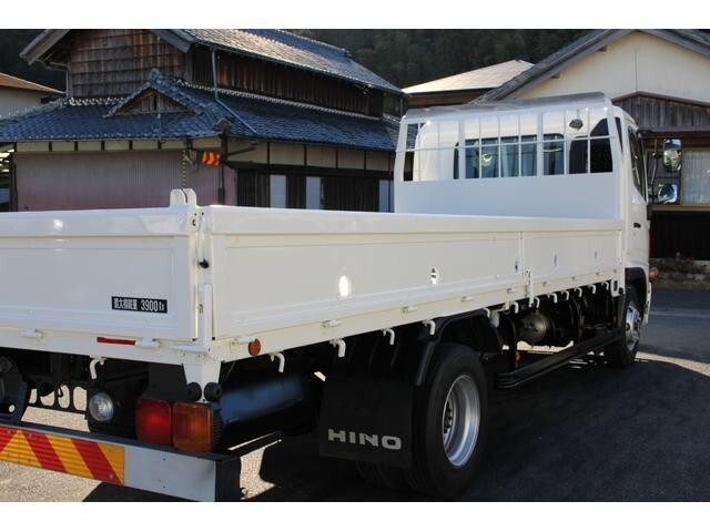 日野レンジャー平ボディ中型（4t）[写真09]