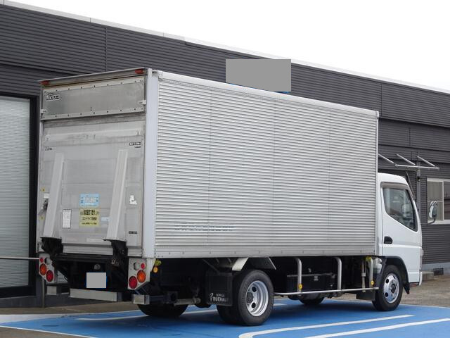 三菱ふそうキャンターアルミバン小型（2t・3t）[写真02]