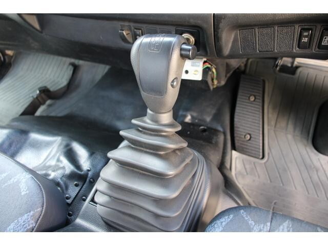 日野レンジャークレーン4段中型（4t）[写真35]