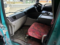 UDトラックスクオン深ダンプ（土砂禁ダンプ）大型（10t）[写真33]