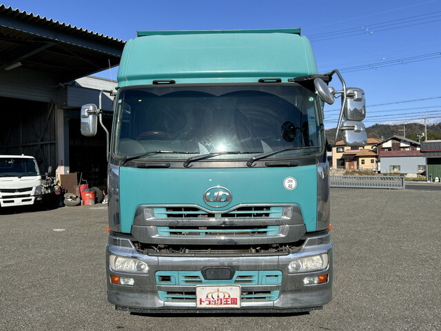 UDトラックスクオン深ダンプ（土砂禁ダンプ）大型（10t）[写真07]