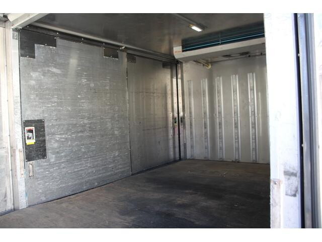 三菱ふそうキャンター冷凍車（冷蔵車）小型（2t・3t）[写真13]