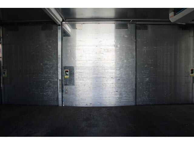 三菱ふそうキャンター冷凍車（冷蔵車）小型（2t・3t）[写真14]