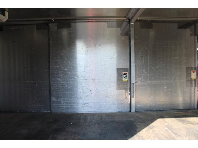 三菱ふそうキャンター冷凍車（冷蔵車）小型（2t・3t）[写真15]