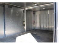 三菱ふそうキャンター冷凍車（冷蔵車）小型（2t・3t）[写真18]