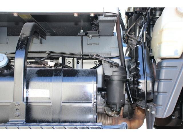 三菱ふそうキャンター冷凍車（冷蔵車）小型（2t・3t）[写真23]