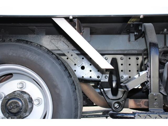 三菱ふそうキャンター冷凍車（冷蔵車）小型（2t・3t）[写真26]