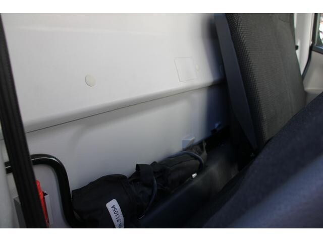 三菱ふそうキャンター冷凍車（冷蔵車）小型（2t・3t）[写真39]