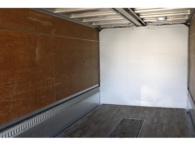 いすゞフォワードアルミウイング中型（4t）[写真16]