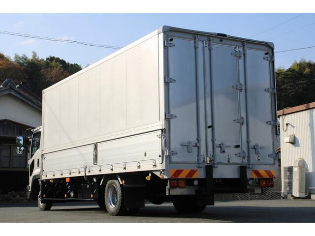 いすゞフォワードアルミウイング中型（4t）[写真02]