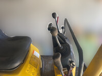 コマツミニユンボ（ミニバックホー）[写真11]