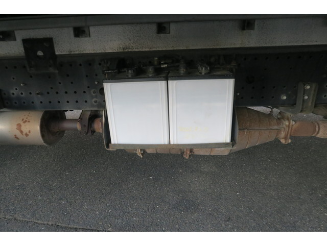 いすゞフォワードアルミウイング中型（4t）[写真14]