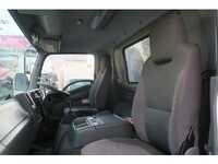 いすゞフォワードアルミウイング中型（4t）[写真28]