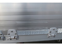 いすゞフォワードアルミウイング中型（4t）[写真38]