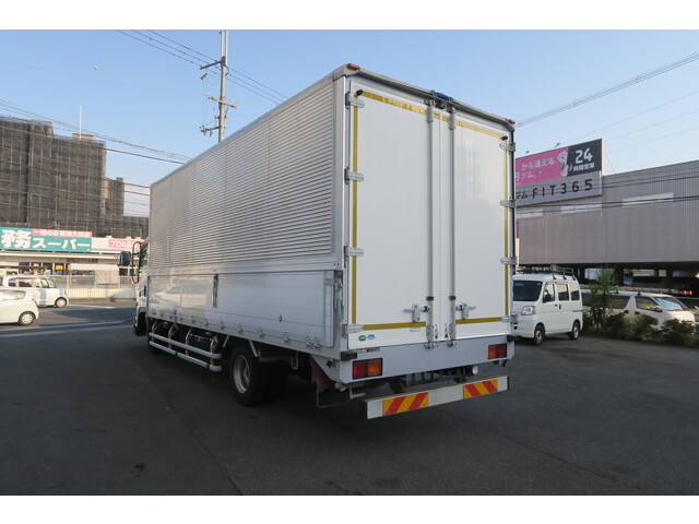 いすゞフォワードアルミウイング中型（4t）[写真04]