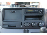 三菱ふそうキャンター平ボディ小型（2t・3t）[写真32]