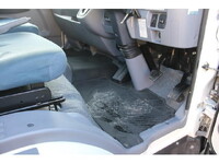 三菱ふそうキャンター平ボディ小型（2t・3t）[写真34]