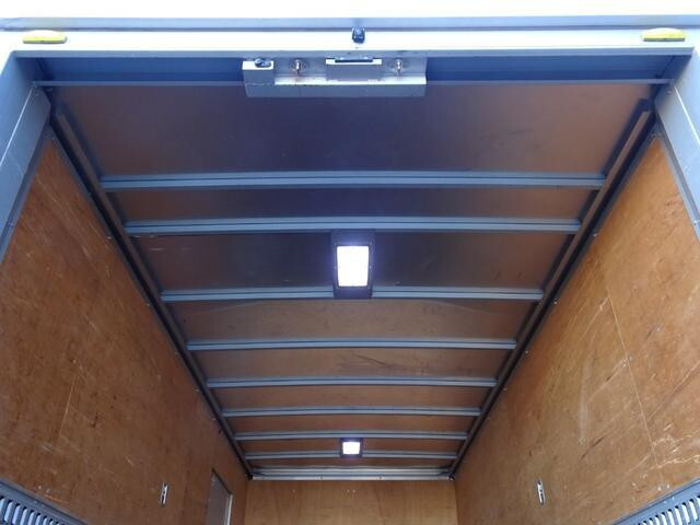 トヨタダイナアルミバン小型（2t・3t）[写真10]