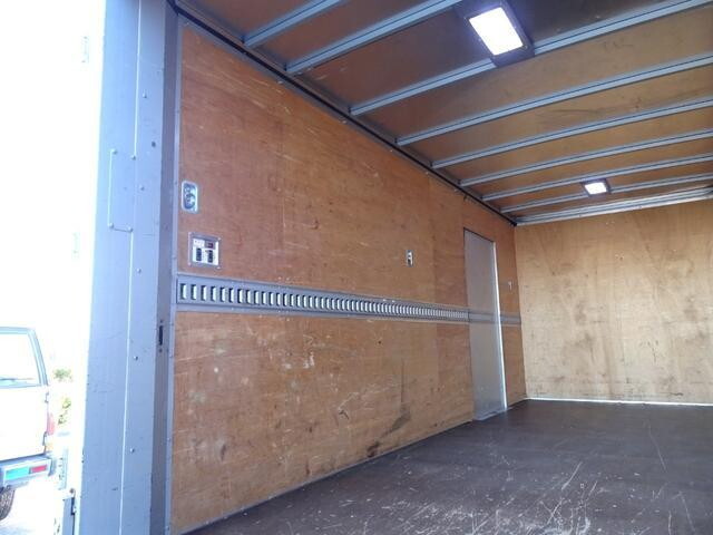 トヨタダイナアルミバン小型（2t・3t）[写真11]