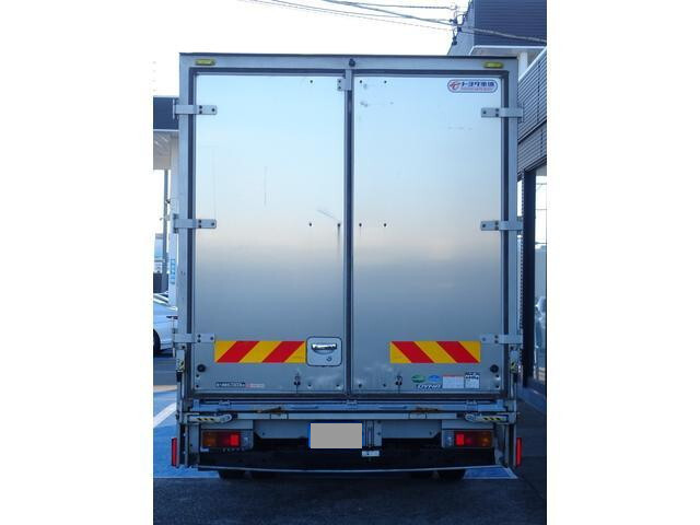 トヨタダイナアルミバン小型（2t・3t）[写真03]