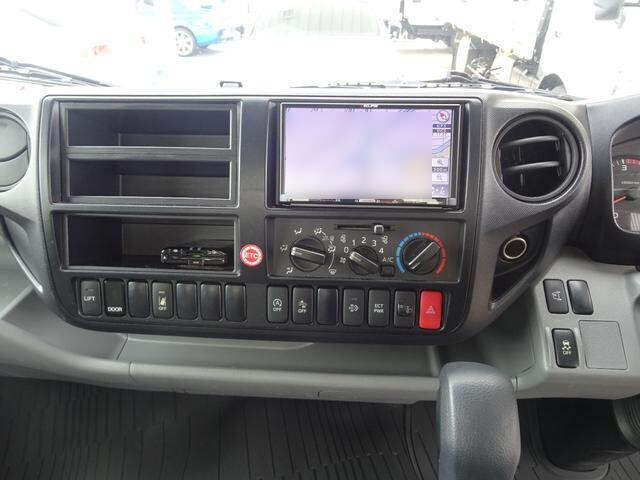 トヨタダイナアルミバン小型（2t・3t）[写真30]