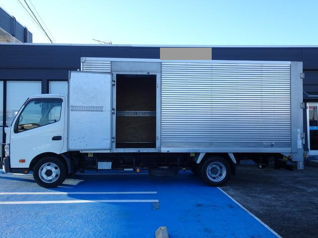トヨタダイナアルミバン小型（2t・3t）[写真09]