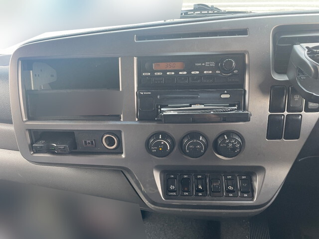 UDトラックスコンドルアルミウイング中型（4t）[写真33]