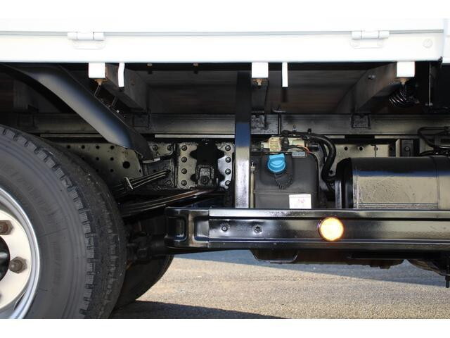 三菱ふそうキャンター平ボディ小型（2t・3t）[写真19]