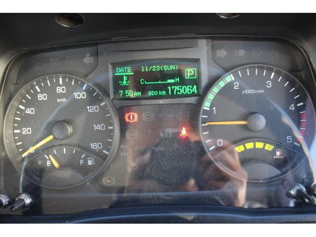 三菱ふそうキャンター平ボディ小型（2t・3t）[写真25]