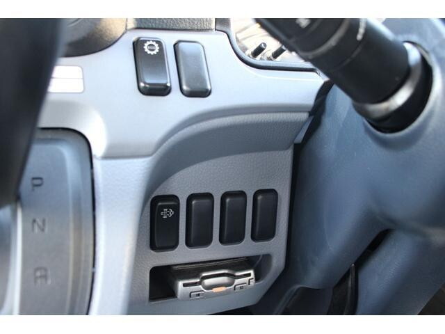 三菱ふそうキャンター平ボディ小型（2t・3t）[写真28]