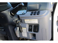 三菱ふそうキャンター平ボディ小型（2t・3t）[写真30]