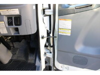 三菱ふそうキャンター平ボディ小型（2t・3t）[写真31]