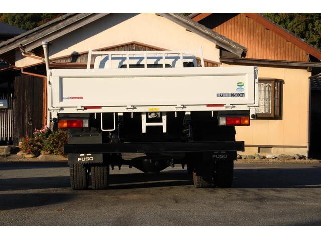 三菱ふそうキャンター平ボディ小型（2t・3t）[写真05]