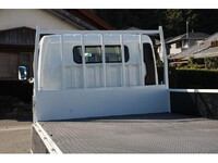 三菱ふそうキャンター平ボディ小型（2t・3t）[写真10]