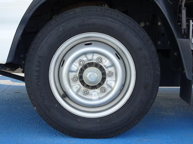 いすゞエルフパネルバン小型（2t・3t）[写真18]