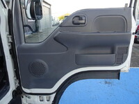 いすゞエルフパネルバン小型（2t・3t）[写真25]