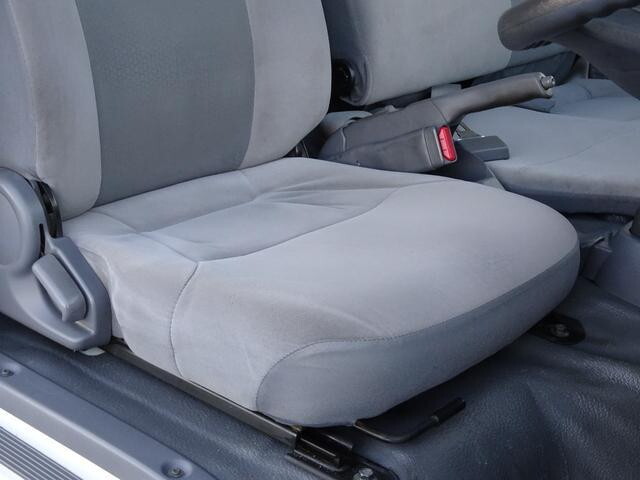 いすゞエルフパネルバン小型（2t・3t）[写真27]