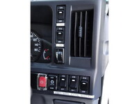 いすゞエルフパネルバン小型（2t・3t）[写真31]