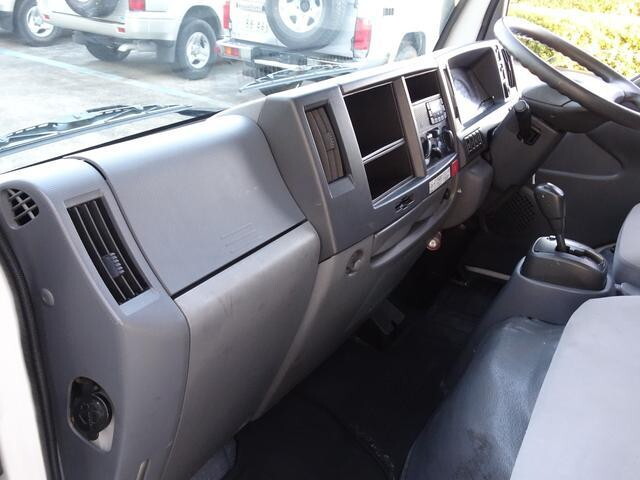 いすゞエルフパネルバン小型（2t・3t）[写真35]