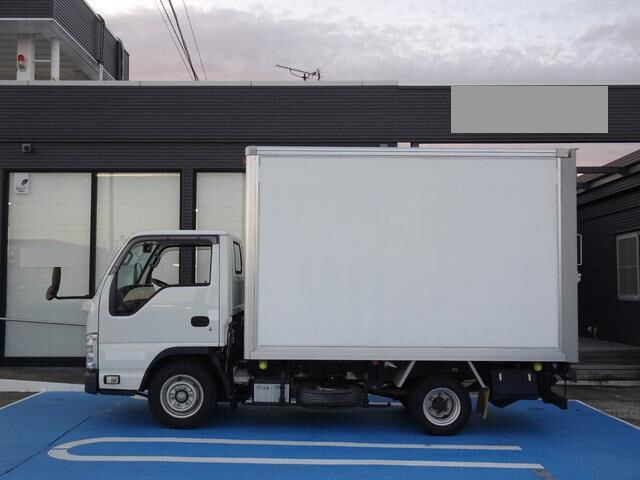 いすゞエルフパネルバン小型（2t・3t）[写真04]