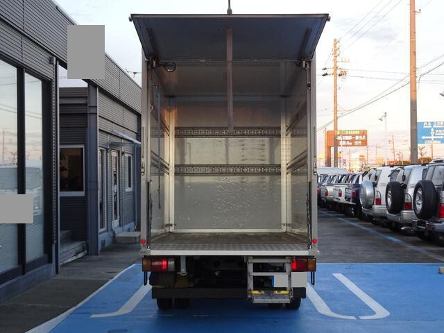 いすゞエルフパネルバン小型（2t・3t）[写真09]