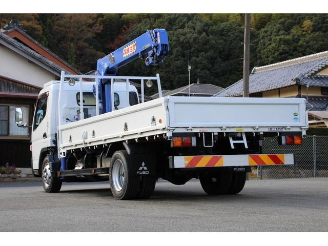 三菱ふそうキャンタークレーン3段小型（2t・3t）[写真02]