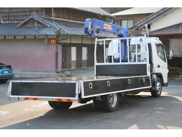 三菱ふそうキャンタークレーン3段小型（2t・3t）[写真22]
