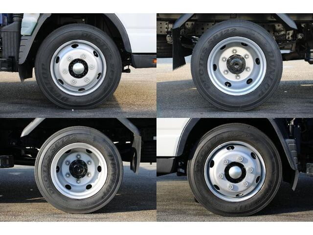 三菱ふそうキャンタークレーン3段小型（2t・3t）[写真30]