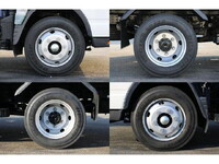 三菱ふそうキャンタークレーン3段小型（2t・3t）[写真31]