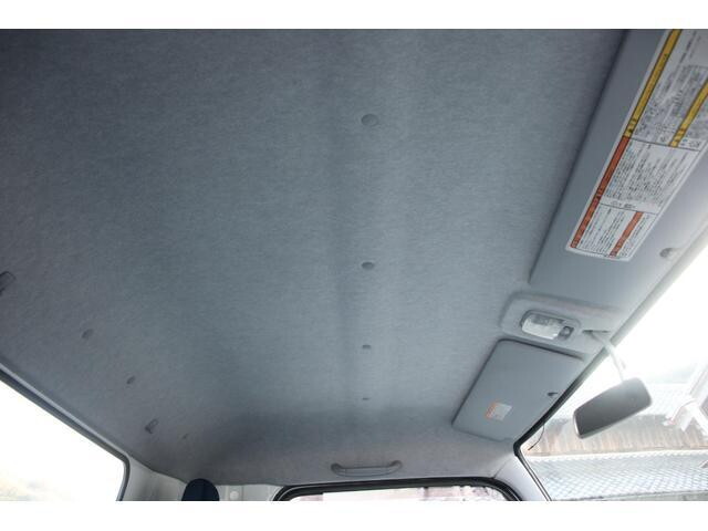 三菱ふそうキャンタークレーン3段小型（2t・3t）[写真37]