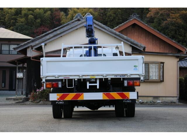 三菱ふそうキャンタークレーン3段小型（2t・3t）[写真06]