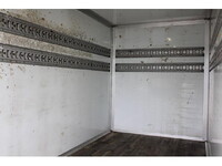 日産アトラスパネルバン小型（2t・3t）[写真12]