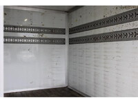 日産アトラスパネルバン小型（2t・3t）[写真13]